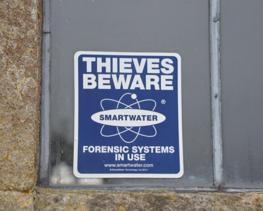 E543B4E7-FC33-4615-A262-10C8A067D264