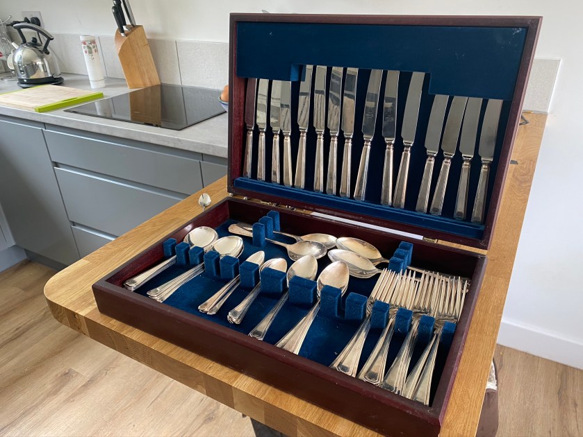 214906CD-5853-4972-B9CC-4807CD869B9C