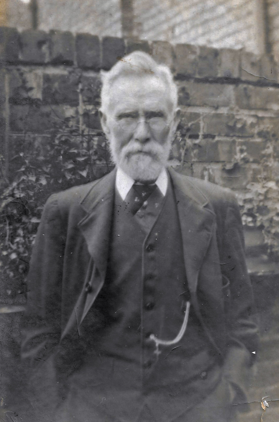 142873B1-9603-447D-803E-013AE87D4882