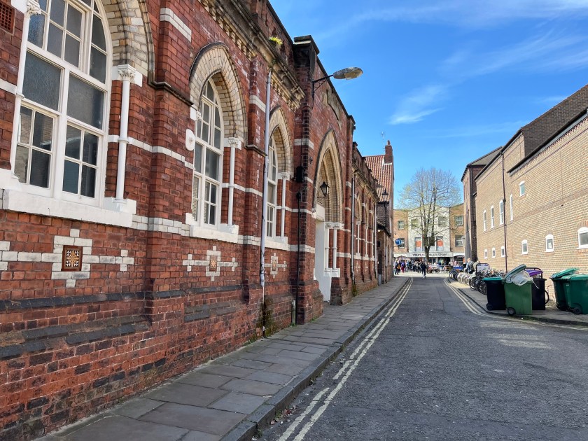 62106CFB-0BE7-437E-8BCD-78CCF7B7429F