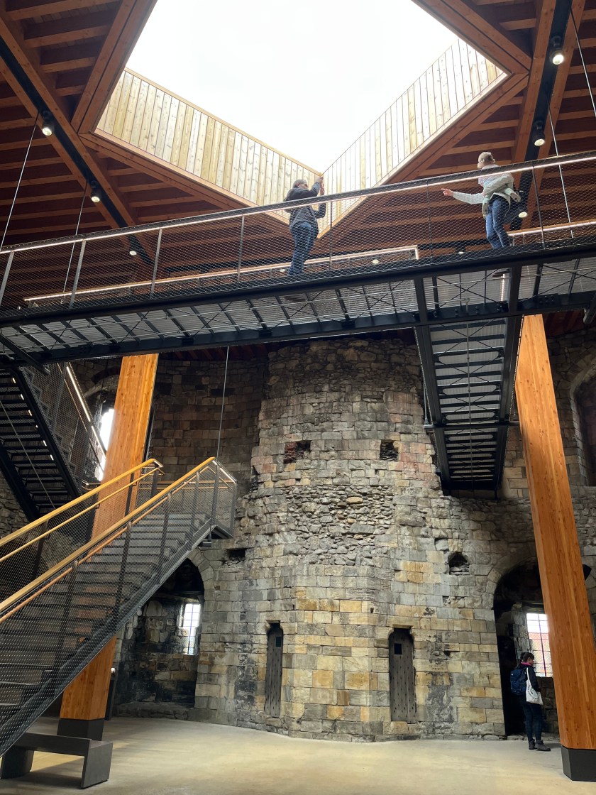 617BBB31-7187-45B3-9975-541E9A450E62