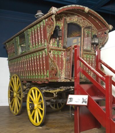 BACA0EF7-3751-4157-8933-2A71795C5914